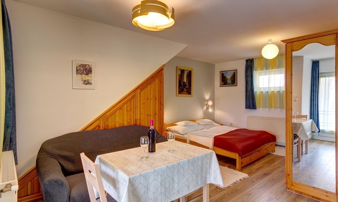 Heviz Apartment | Pet-Friendly Studio Apartment in Heviz for Your Stay
