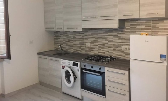 Est House | Studio apartment in Verona.