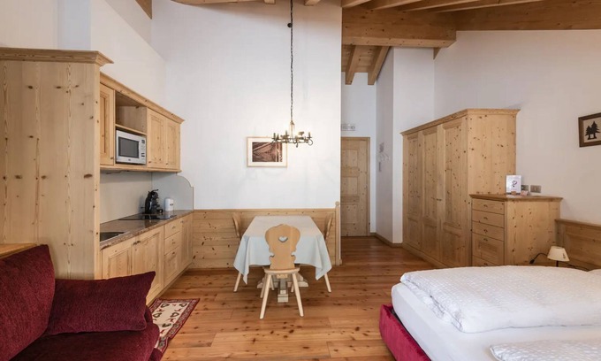 Rocca Pietore Apartment | Cozy Studio Apartment 'Appartamento Mono 3 - Marmolada'