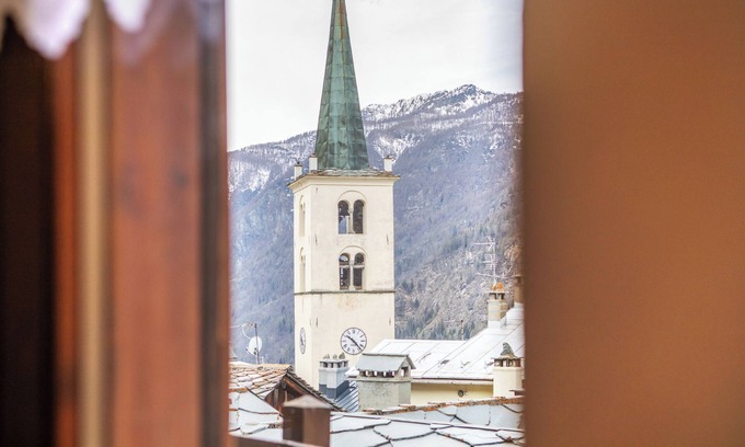 Valtournenche Apartment | Cozy Studio Apartment 'Monolocale A Valtournenche' Retreat