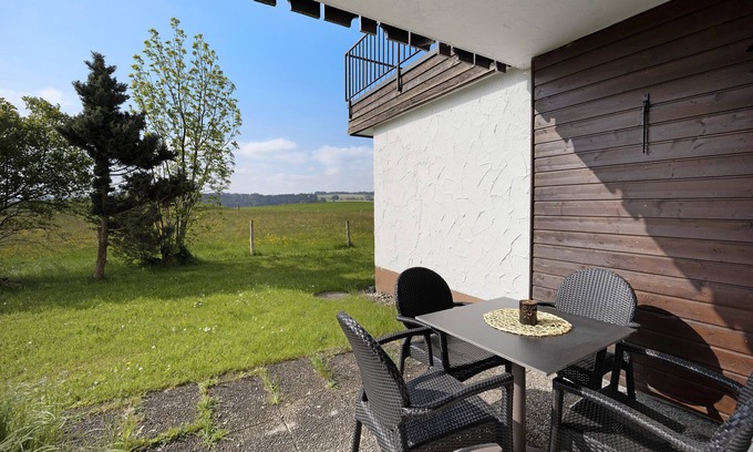 Oy-Mittelberg Apartment | Inviting Studio Apartment 'Landliebe' with Pool & Mountain View