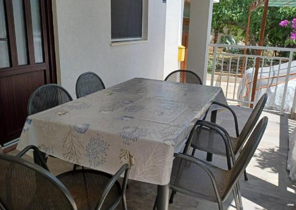Sreser Apartment | Child-Friendly Studio Apartment Nikola with Top Guest Ratings