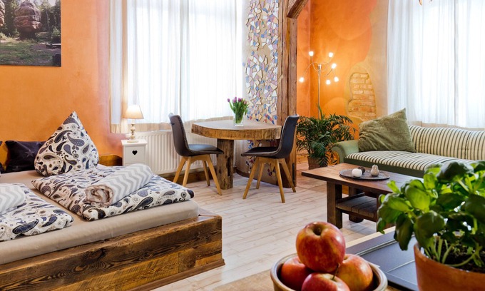 Oybin Apartment | Cozy Studio Apartment "Ostersund" with Pool & Spa Amenities
