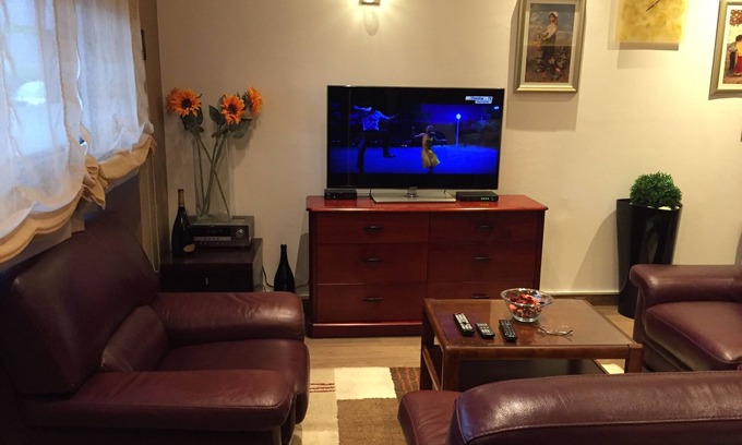 Zagreb Apartment | Cozy Studio Apartment Tanya with Kitchen & Family Amenities