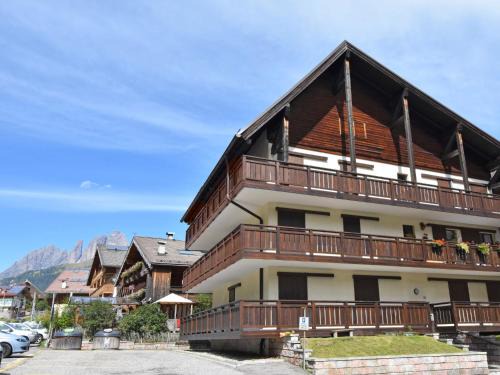 Alba Apartment | Pet-Friendly Studio Marmolada-5: Family Comfort Awaits