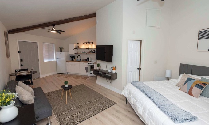 Huntsville Apartment | Studio Apt Near Botanical Gardens!