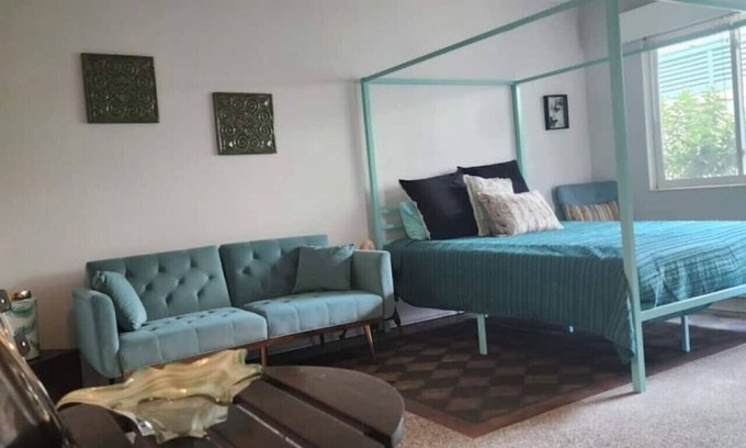 Crescent Lake Apartment | Cozy Studio Apartment Steps from Downtown Attractions