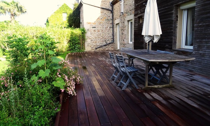 Paimpol Apartment | Inviting Studio Just 200 Meters from the Oceanfront
