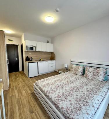 Chaika Apartment | Guest Rated: Studio at Kaskadas A44 with Pool Access