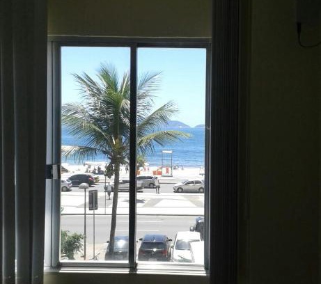 Copacabana Apartment | Oceanfront Studio Atlântica 201 with Beautiful Ocean Views