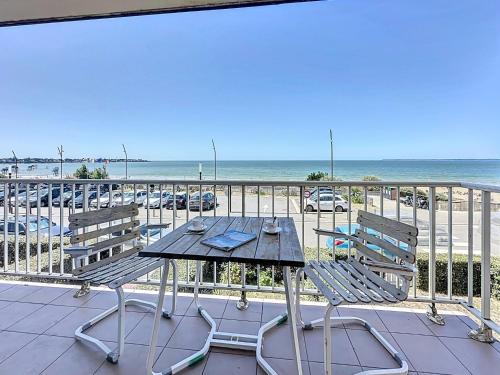 Tharon-Plage Apartment | Studio Atlantide-2 by Interhome