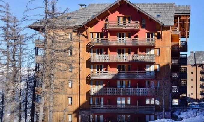 Risoul Apartment | Cozy Studio with Balcony Steps from Ski Slopes