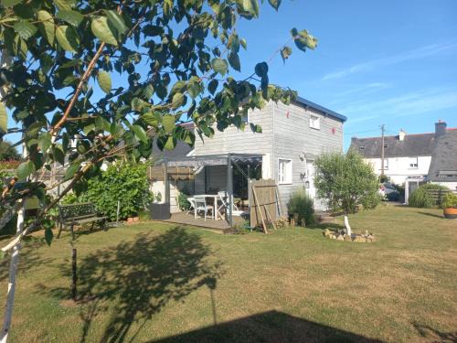 Concarneau Ski Chalet | Quiet Independent Studio with Top Reviews and Family Amenities
