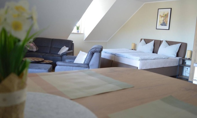 Mettlach Apartment | Studio Boskoop - Holiday home in the Saarschleifenland