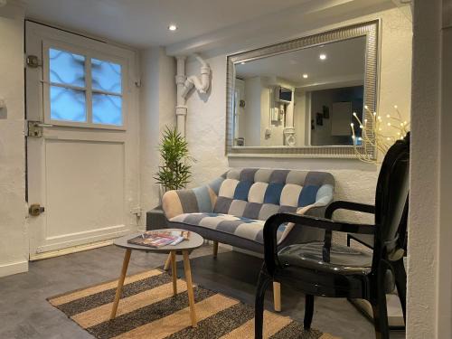 Contades Apartment | Inviting Studio Near Parc des Contades - Rated 8.6/10!
