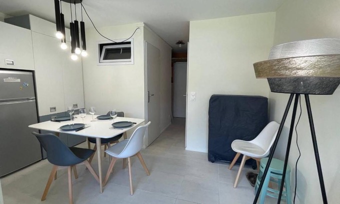 Argeles Plage Apartment | Renovated Studio Cabine Steps from the Beach - 10/10 Rating
