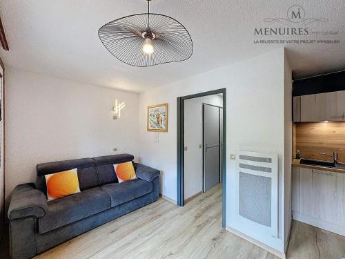 Les Bruyeres Apartment | Cozy Studio + Cabine for 4, Ski In-Ski Out at Les Bruyères