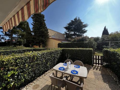 Argeles Plage Apartment | Top-Rated Studio Cabin with Private Garden near Beach