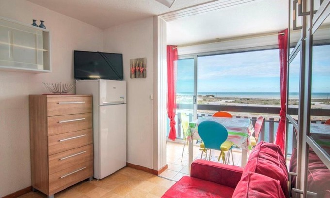 Saint-Cyprien Plage Apartment | Cozy Studio Cabine with Pool, Terrace & Beach Access