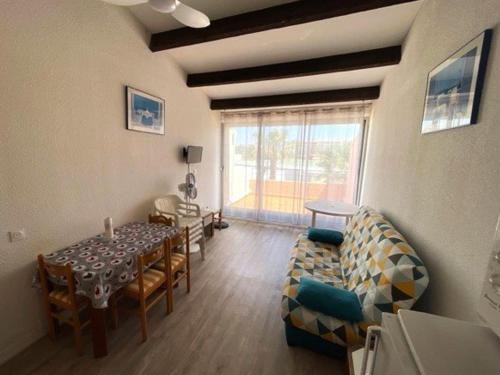 Vebron Apartment | Cozy Studio with Terrace, Pool & Parking Near Beach