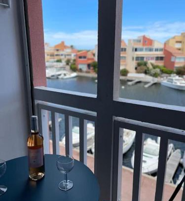 Le Barcares Apartment | Pet-Friendly Studio Cabine Barcarès with Pool, Rated 9.3
