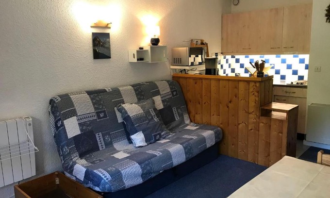 Correncon-en-Vercors Apartment | Cozy Studio in Corrençon-en-Vercors - Pet Friendly Retreat