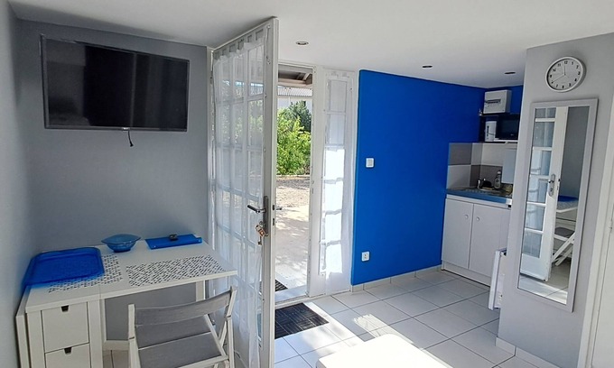 Meximieux Apartment | Top-Rated Studio Calme: Pool, Spa & Central Location in Meximieux