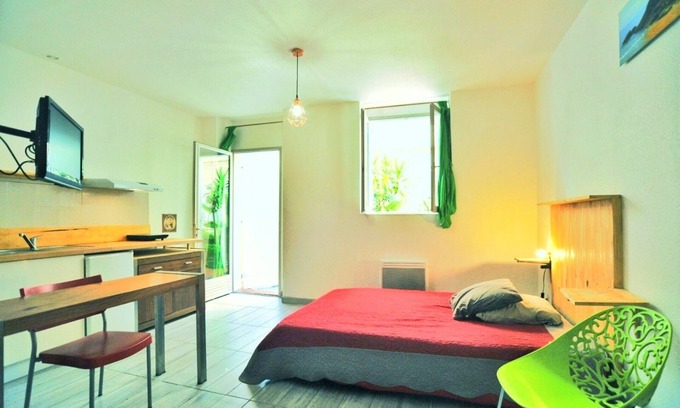 Les Cinq Avenues Apartment | Family-Friendly Studio Centre Marseille for Your Perfect Stay