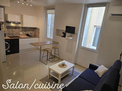 Opera Apartment | Studio chic moderne Marseille