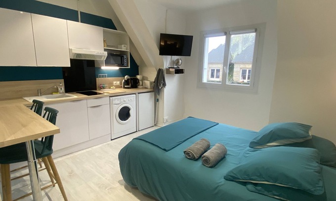 Lorient Apartment | Modern Studio in Lorient Center with Family-Friendly Amenities