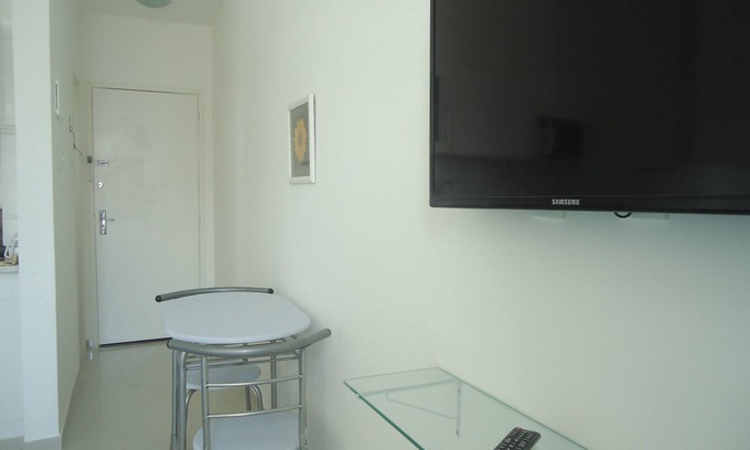 Lapa Apartment | Modern Studio Near Acadepol with Pool & Spa Amenities