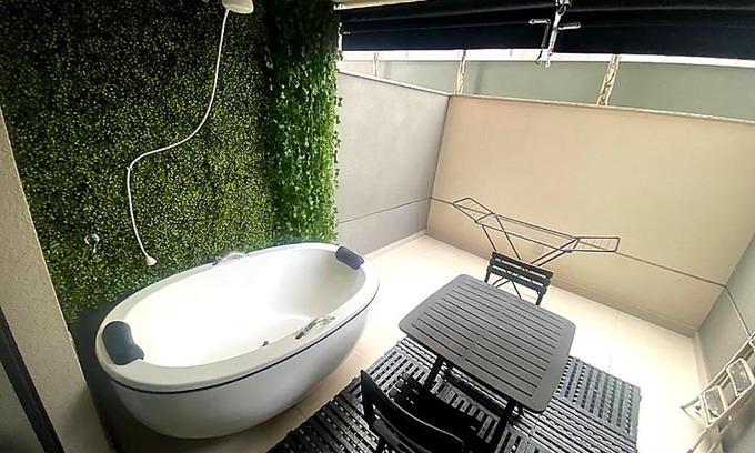 Vila Mariana Apartment | Relaxing Studio with Spa & Garden in Vila Mariana