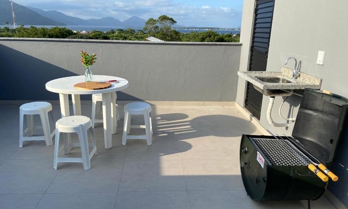 Lagoa da Conceicao Apartment | Scenic Studio with Terrace and Lake Views, 10/10 Rating