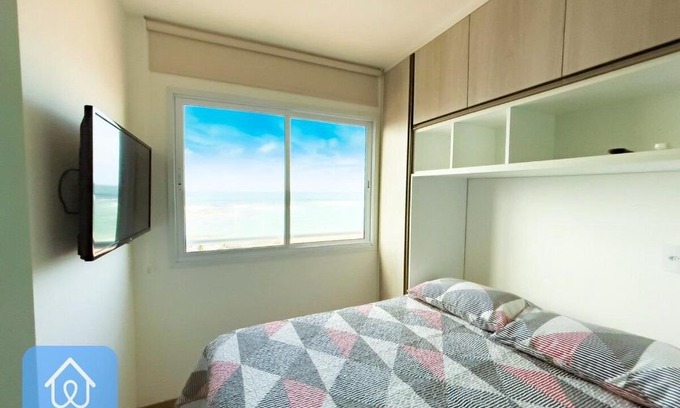 Piata Apartment | Oceanfront Studio Steps from Piatã Beach with Hot Tub