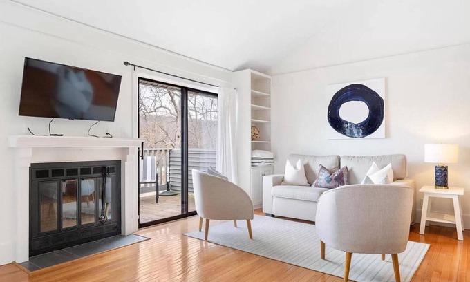 Innsbrook Condo | Inviting Studio Condo with Pool by the Waterfront