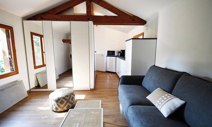Champagne Apartment | Relaxing Studio Confort Sérénité at La Halte du Pèlerin