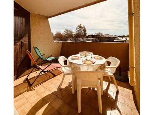 Marseillan Plage Apartment | Cozy Studio with Terrace and Private Parking in Marseillan
