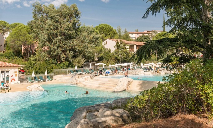 Rouret Apartment | Comfortable Family Studio with Pool and Breakfast Included