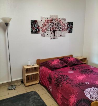 Issendolus House | Comfortable Studio Near Tourist Attractions, Rated 9.1/10