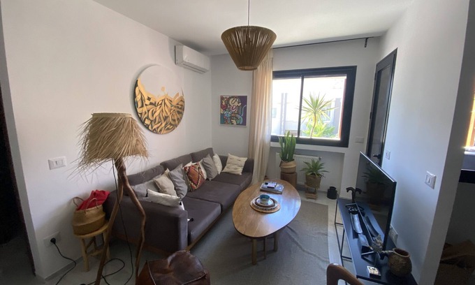 Tunis Apartment | Cozy Studio in La Soukra with Breakfast & Family-Friendly Vibe