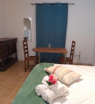 Saint-Mathieu Apartment | Budget-Friendly Studio Cosy - Cœur Perpignan Awaits You