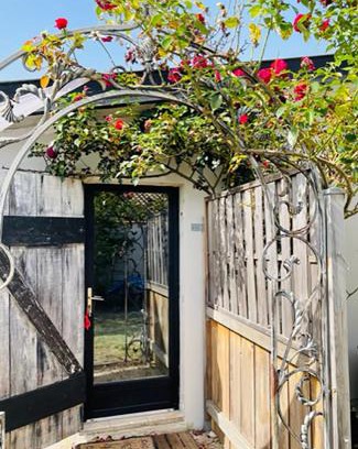 Gujan-Mestras House | Explore the Studio-Cottage with Garden at Bassin d'Arcachon