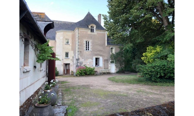 Loire-Authion Apartment | Cozy Studio in Historic Manor Near Angers with Pool