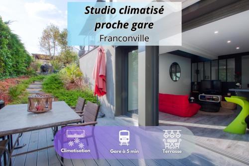 Franconville Apartment | Private Terrace Studio Near Train Station and Ocean Views
