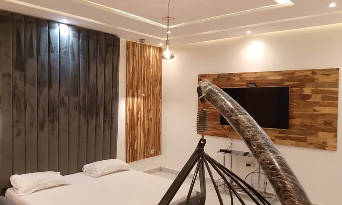 Littoral Department Apartment | Modern Studio de Luxe à Cotonou with Family-Friendly Amenities