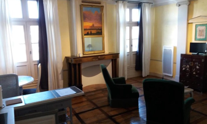 Grenade-sur-l'Adour Apartment | Explore Studio de Tourisme Tilleuls – Guest Rated 7.9/10