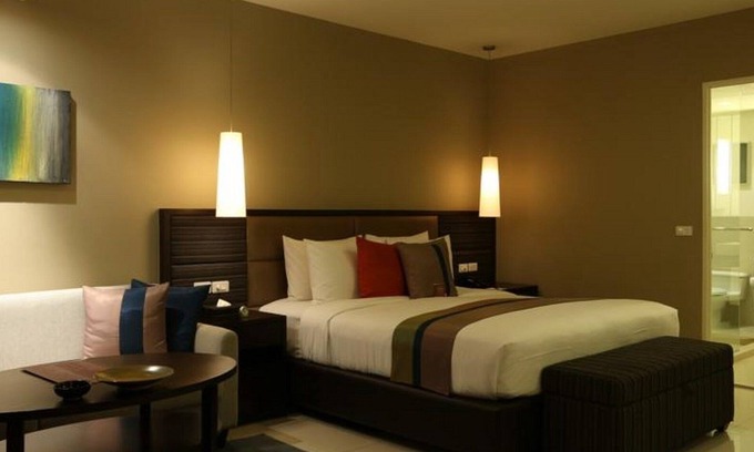 Bang Kaeo Apartment | Cozy Studio Deluxe with Pool & Breakfast Included