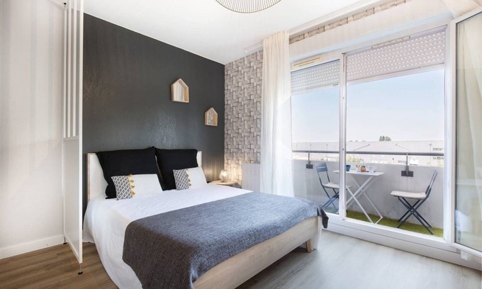 Cugnaux Apartment | Relax at Studio Diane III: Pool, Parking & Metro Access