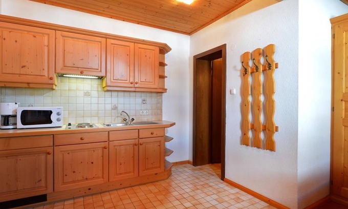 Ellmau Apartment | Cozy Studio with Kitchen & Child-Friendly Amenities - Haus Friederike