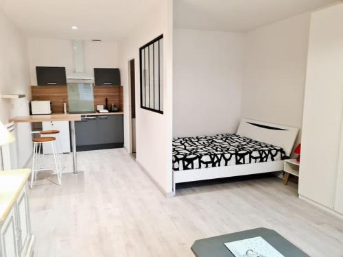 Montlucon Apartment | Perfectly Located Studio in the Heart of the City